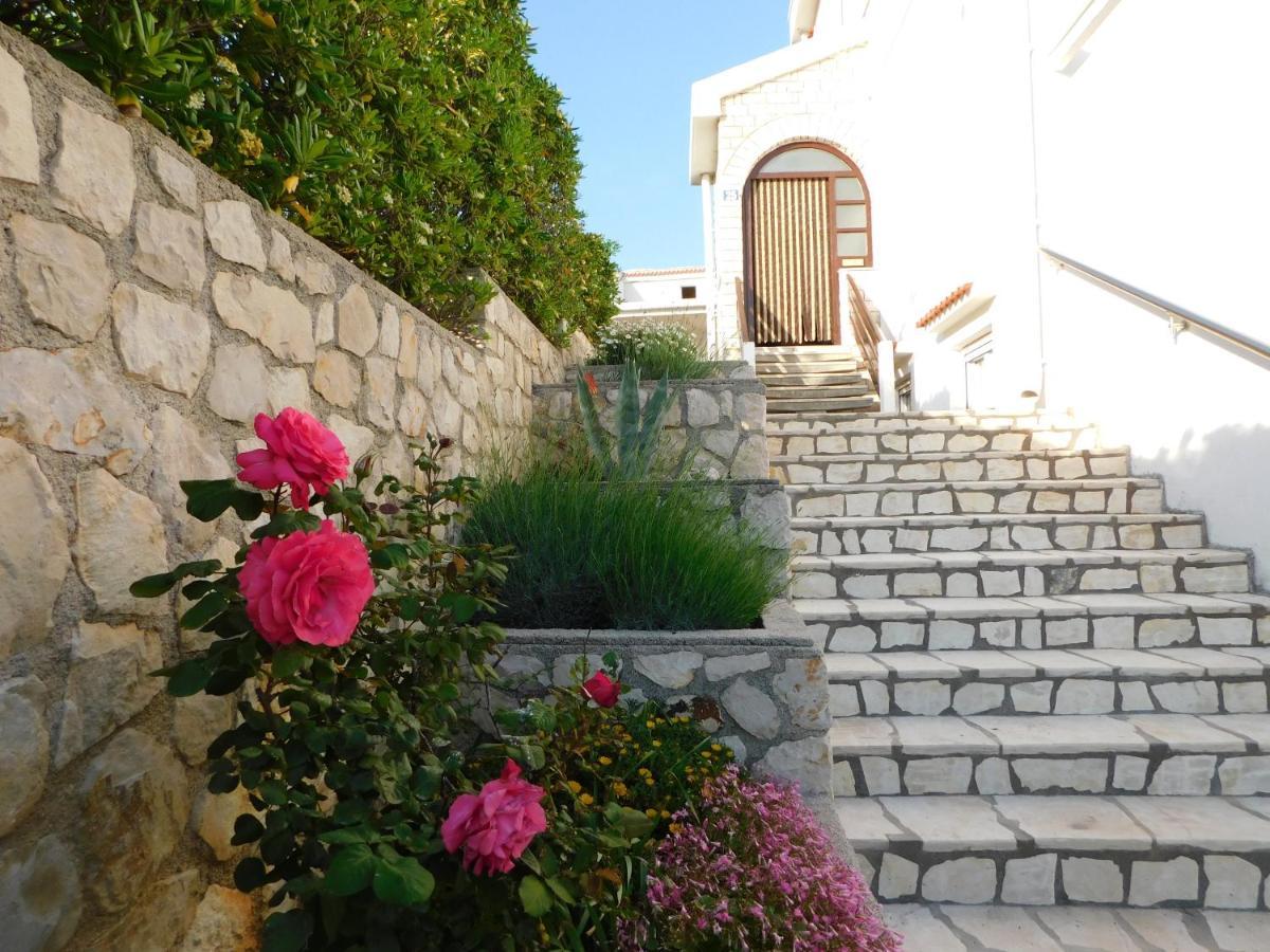 Apartmani Salus Pag Town Exterior photo